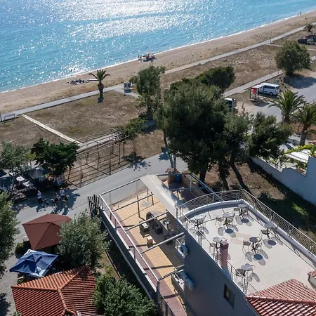 Jolandas Suites Toroni Exterior photo